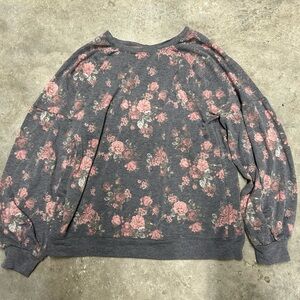 Women’s Floral Sweatshirt